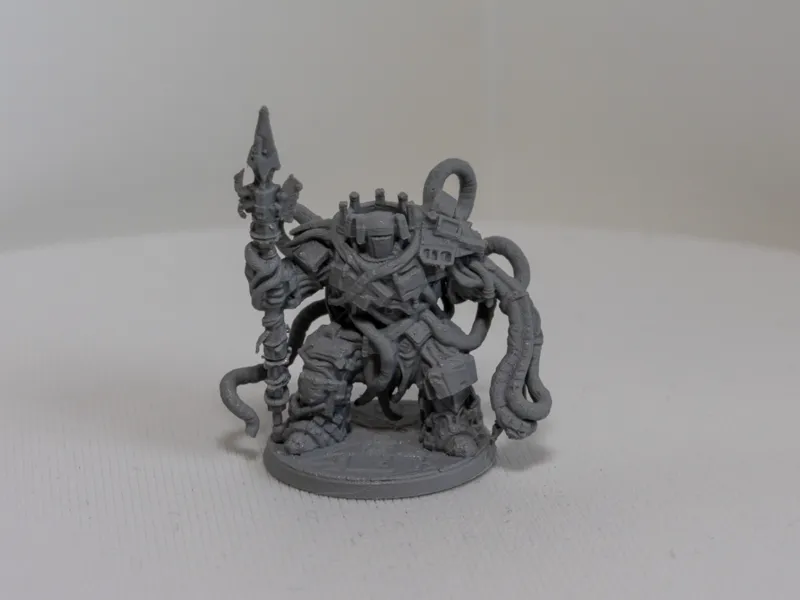 Sci-Fi Miniature: Eldritch Horror with Armor