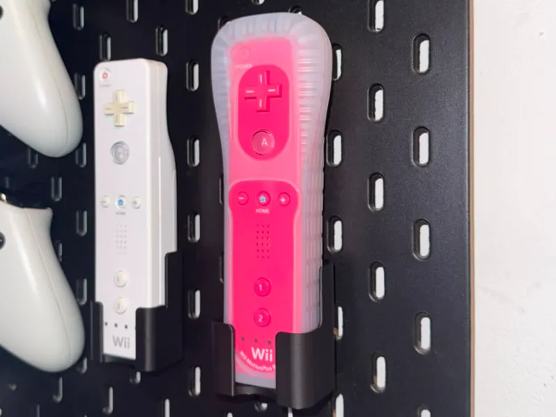 Wii Remote silicone jacket Ikea SKÅDIS Mount