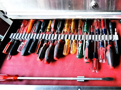 Parametric Magnetic Tool Holder