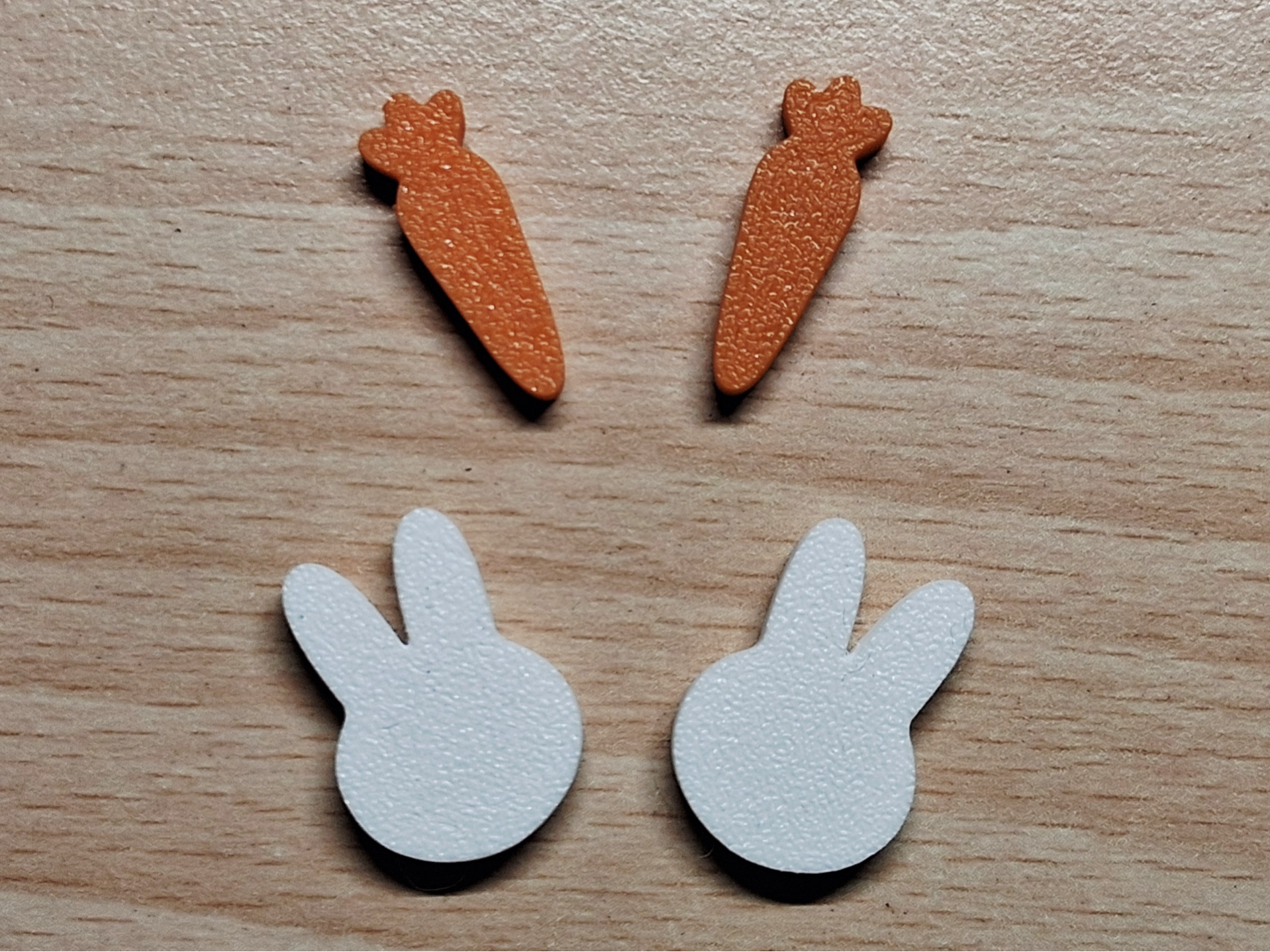 Last Minute Osterdeko - Hasenkopf und Karotte