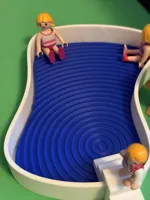Alternatives Wasser mit Wellen