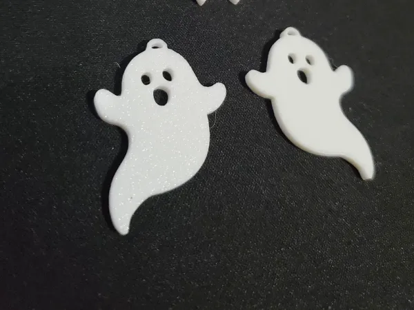 Boucles d'oreilles fantôme