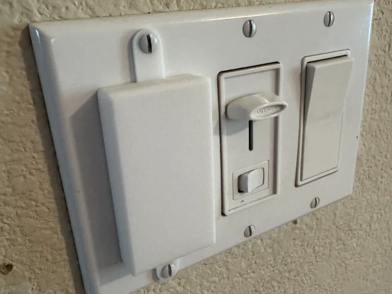 Lightswitch cover 