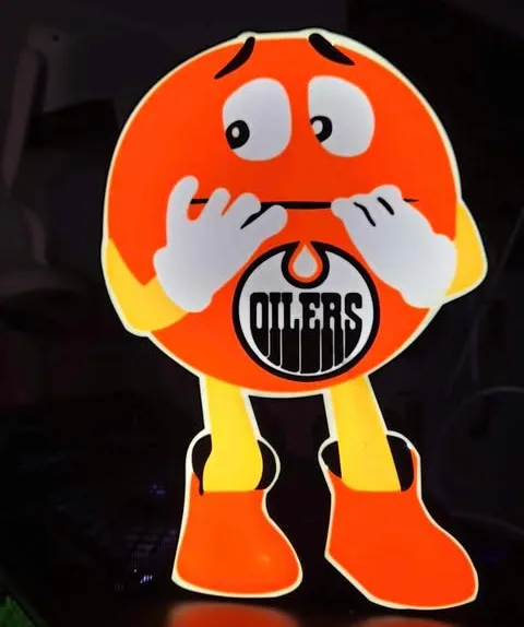 M&M Oilers Lightbox