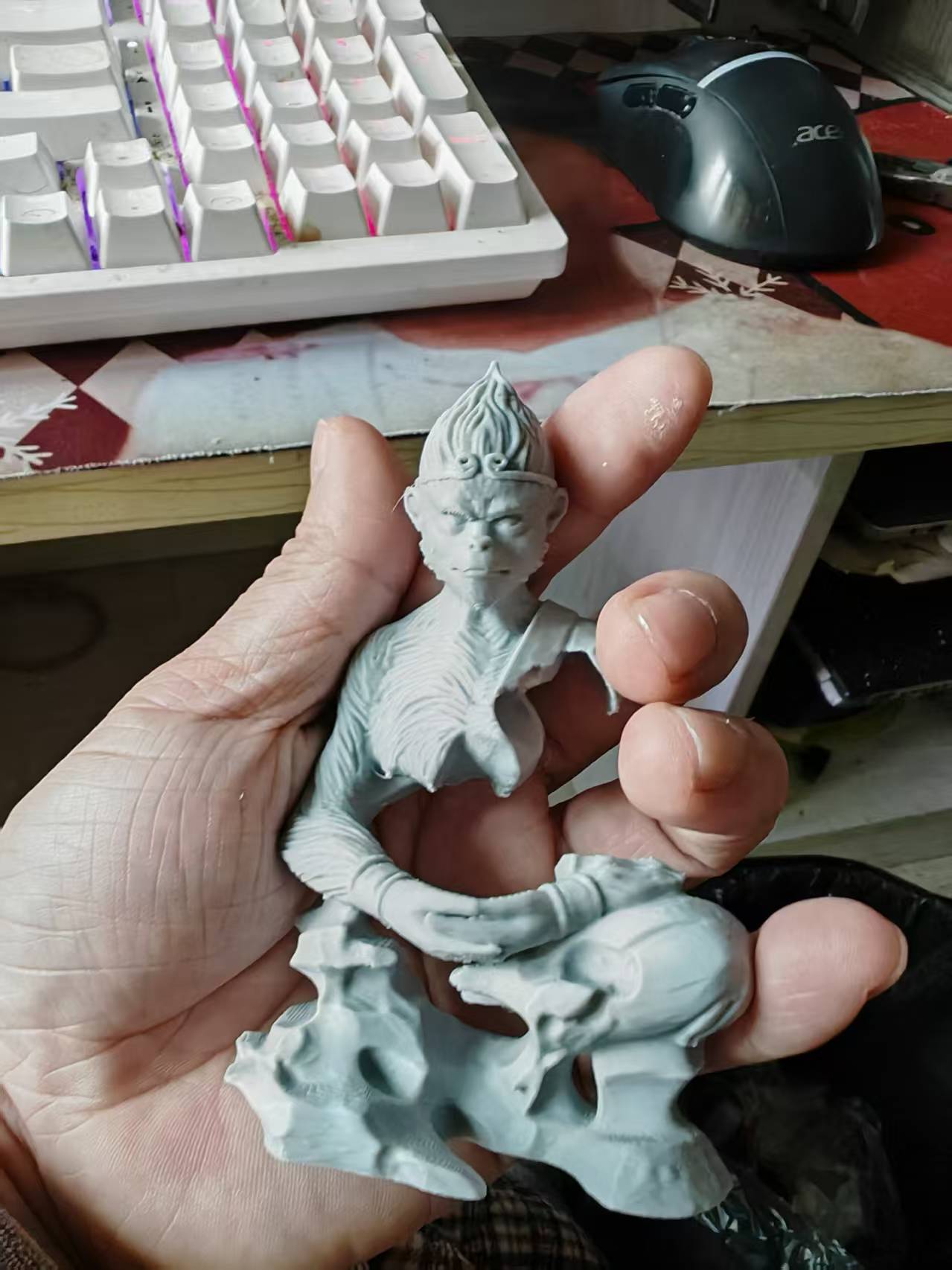 Miniatura 1 do modelo 3D 齐天大圣孙悟空：大圣残躯 摆件 鱼缸躲避屋造景