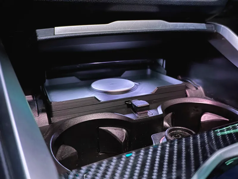 BMW i4 Wireless Charging Pad