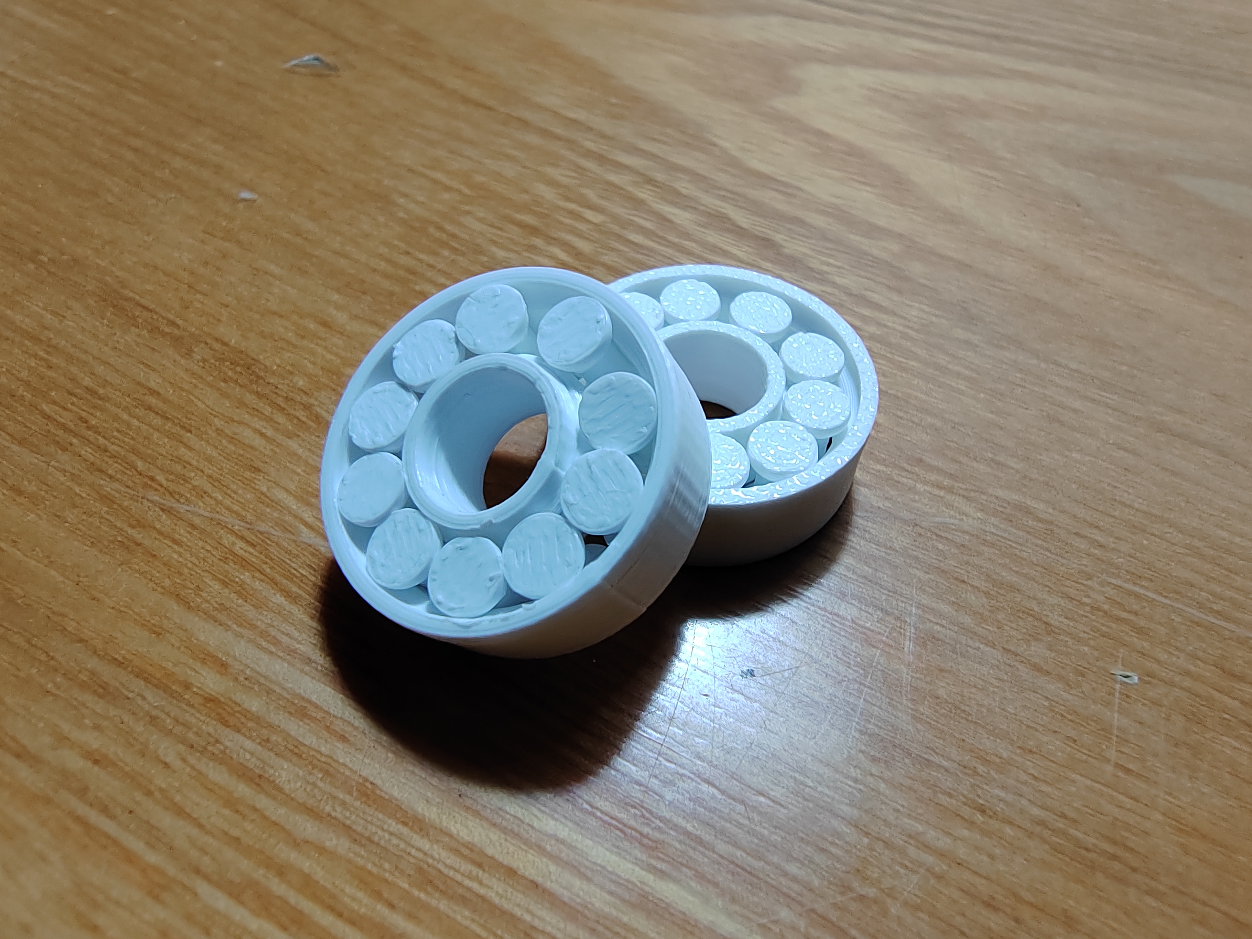 Miniatura 1 do modelo 3D 一体打印608zz轴承（超顺滑）