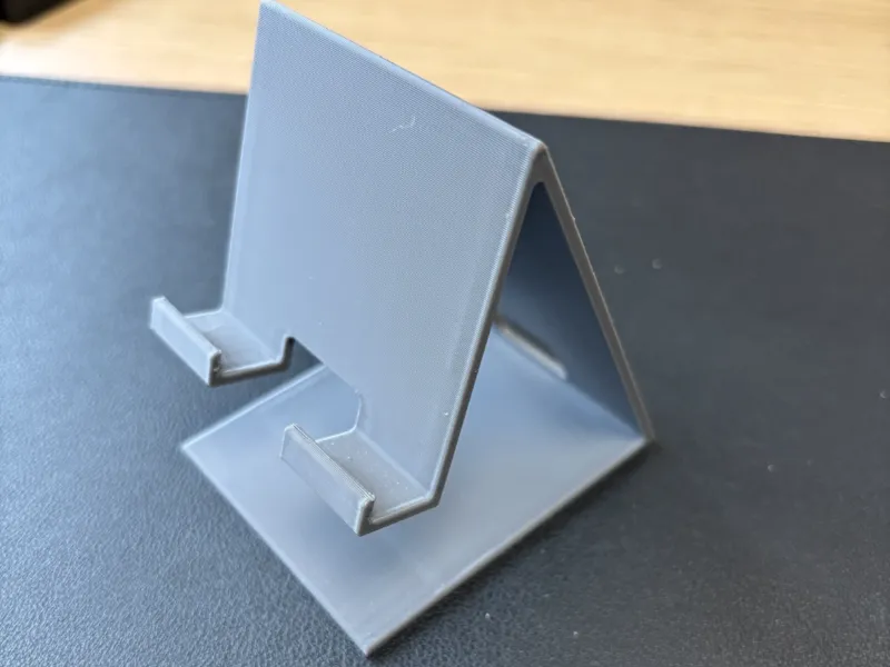 Stabiler Handyhalter / Smartphone-Ständer