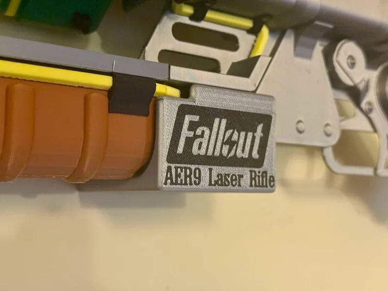 Fallout Automatic AER9 Laser Rifle Wall Mount