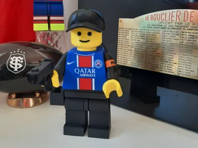 Big Parisian Police Officer 500%