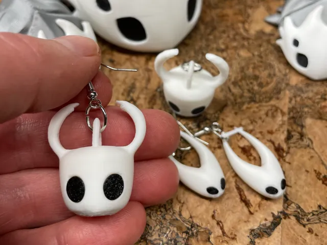 Hollow Knight and Hornet Earrings