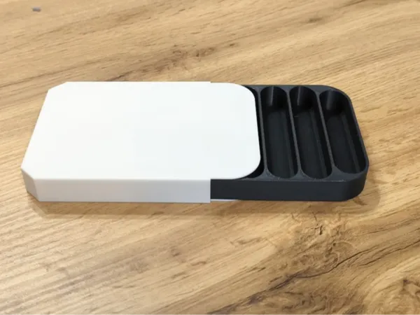 https://makerworld.bblmw.com/makerworld/model/UScee28adc6e2501/design/2024-08-22_48ec2d972d5de.png