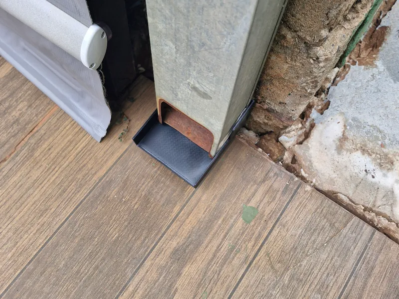 Extended gutter