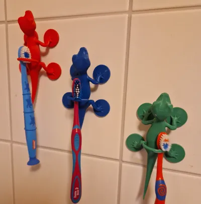 Gecko Toothbrush Holder
