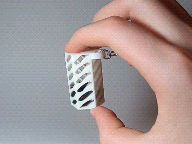 Hexagon Vortex Keychain – Satisfying Twist 