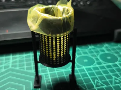 Urban Waste Bin 1/10 Scale