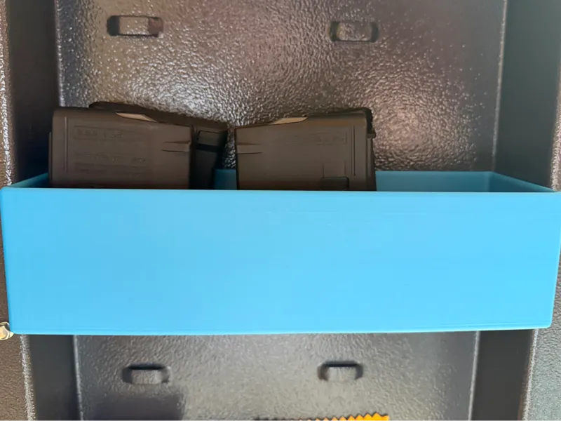 Box ISS Waffenschrank