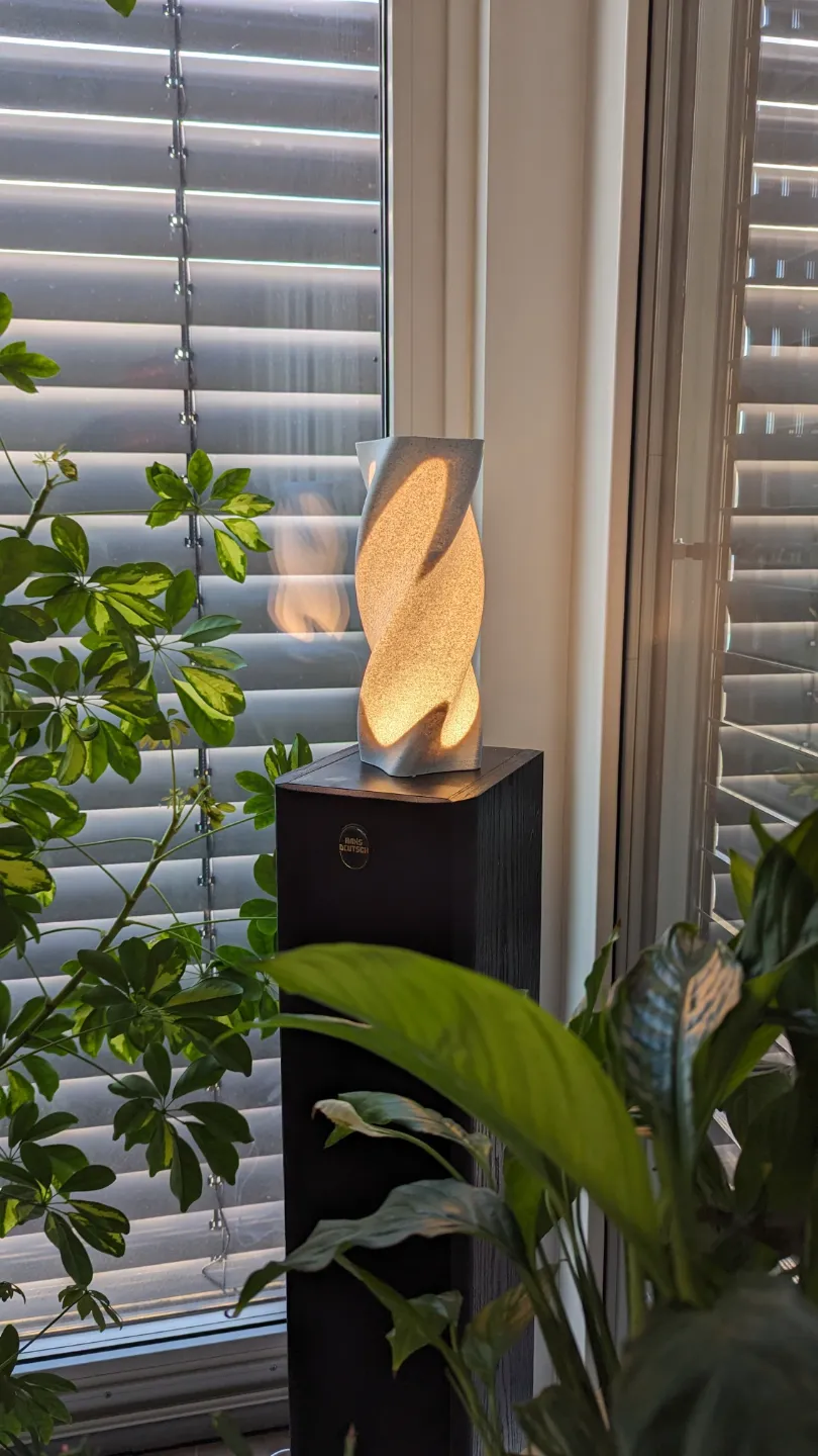Swirled Lamp Shade V2 for LED Kit 001 view 2