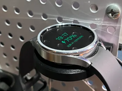 Samsung Galaxy Watch 5/6/7/8/Ultra Watch Charging Stand for Metal Pegboard with 6mm Hole Diameter and 16mm Spacing