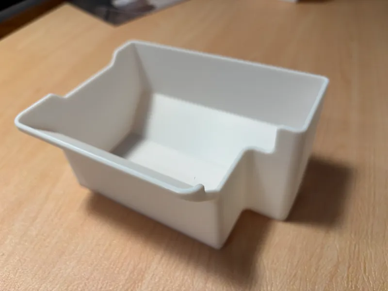 F2 SE waste chute