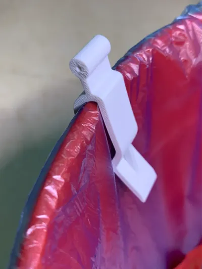 Trash Bag Clip