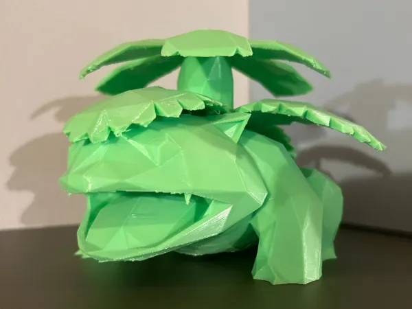 Statue low poly Venusaur (Pokémon)