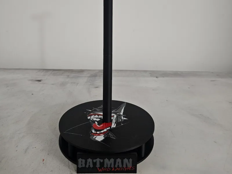 Batman who Laughs Helmet Stand w/changeable faces