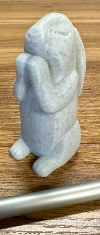 Statuette lapin en prière — photo 2