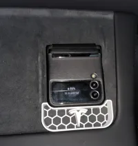 Cale nid d'abeille pour chargeur sans fil Tesla Model Y — photo 1