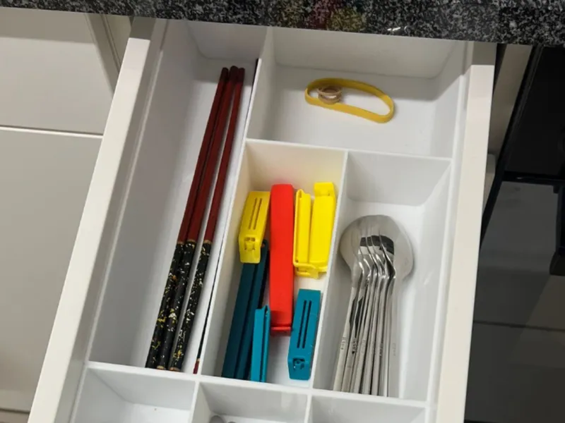 Cutlery tray part 2