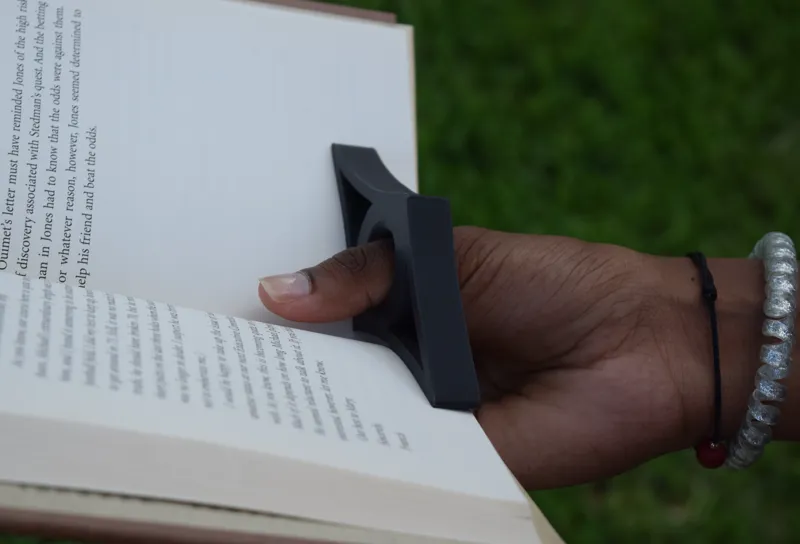 One-Handed Page Holder
