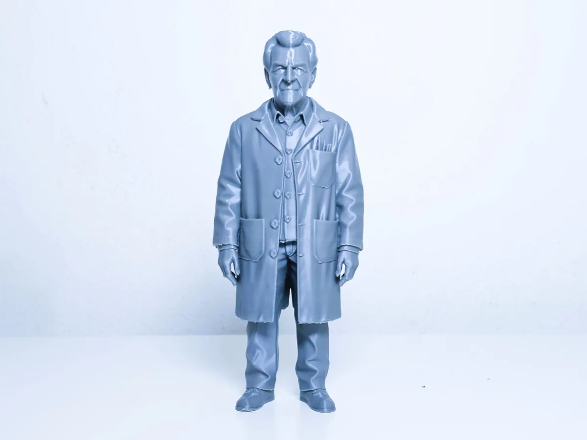 Doctor Walter Bishop figure - Free 3D Print Model - MakerWorld