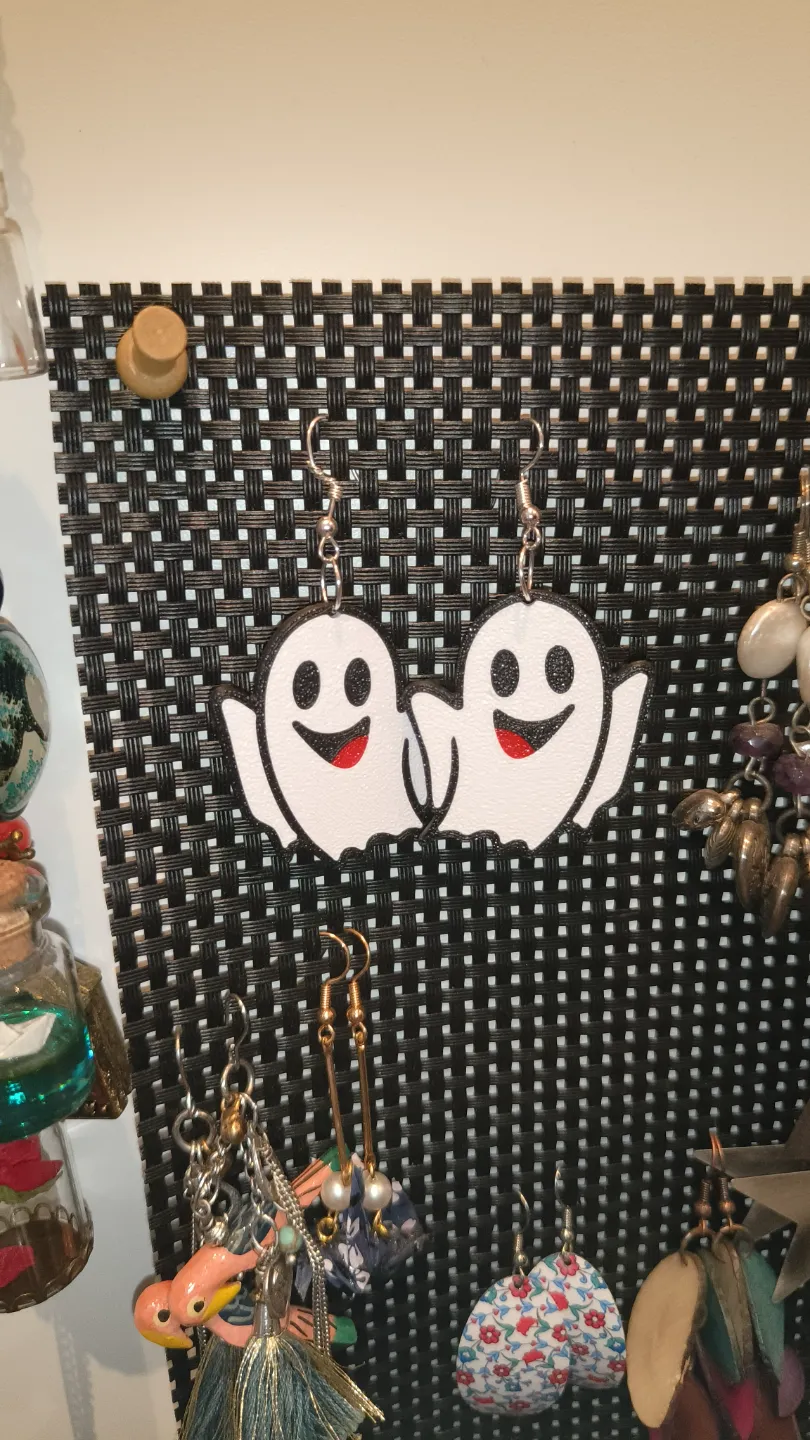 Halloween ghosts earrings view 2