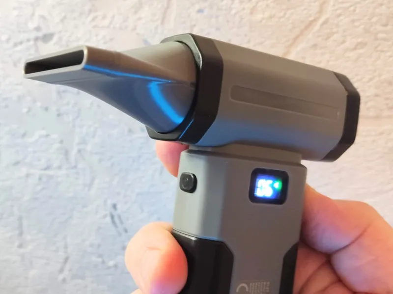 Violent Fan Blade Nozzle