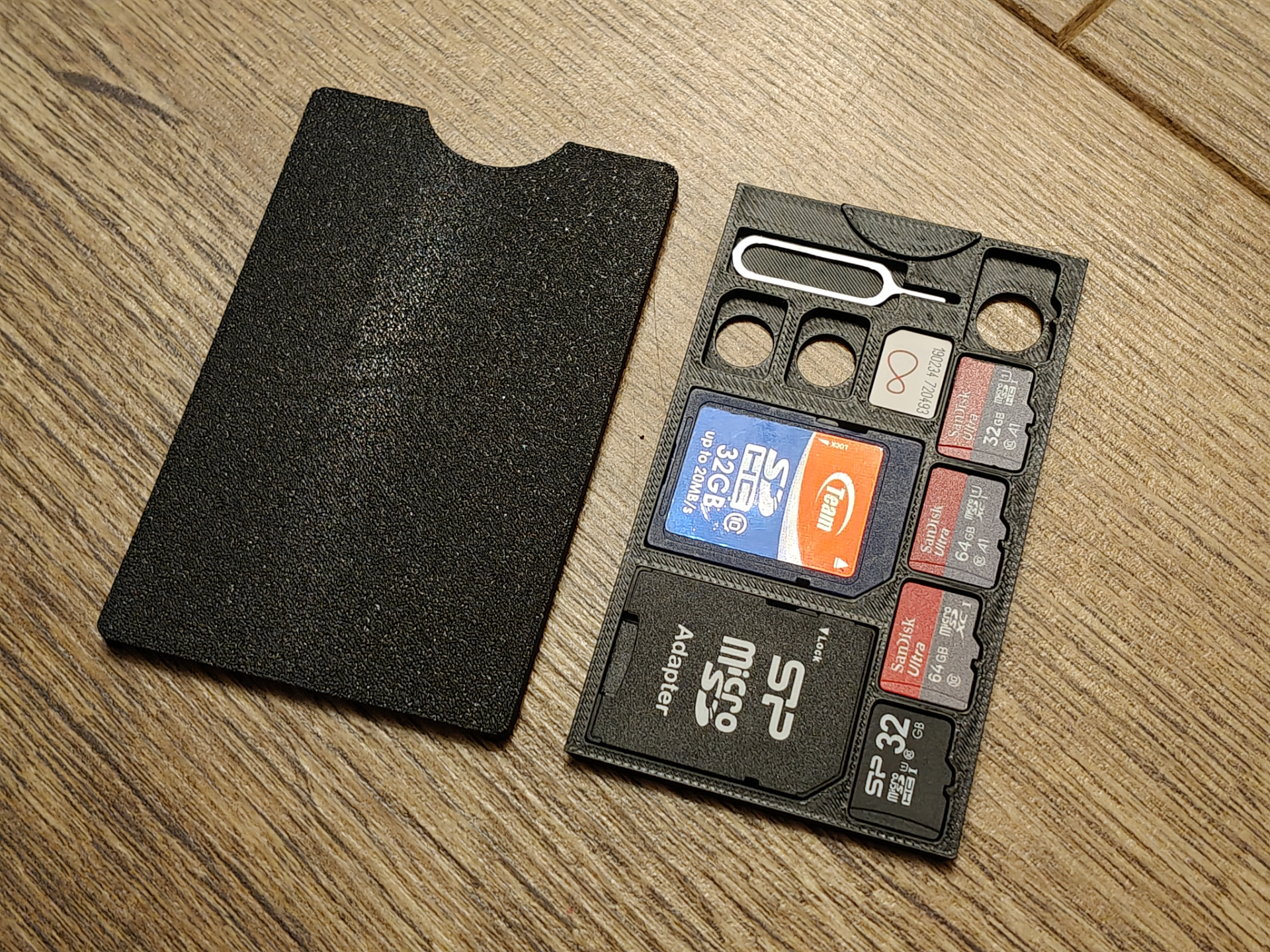 SD microSD and SIM card holder - Slim - 1
