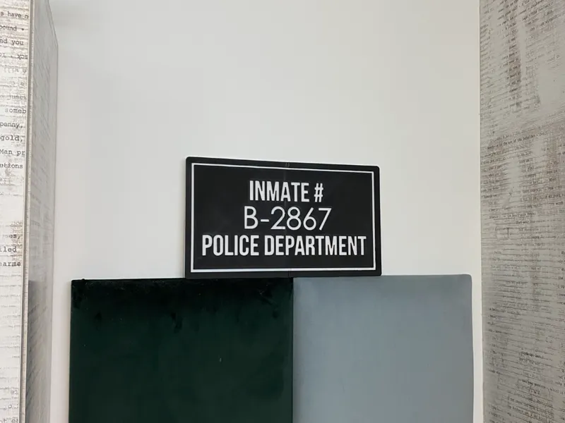 Police Mugshot Board Prop NO AMS