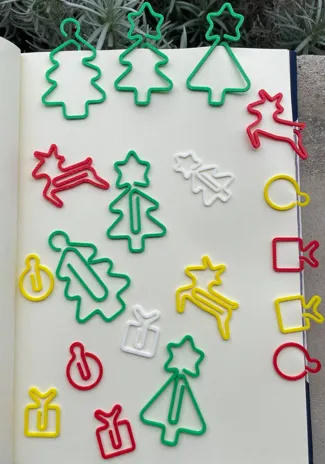 Christmas paper clips