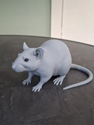 Figura decorativa: Realistic Rat Figurine — vista de referencia 2