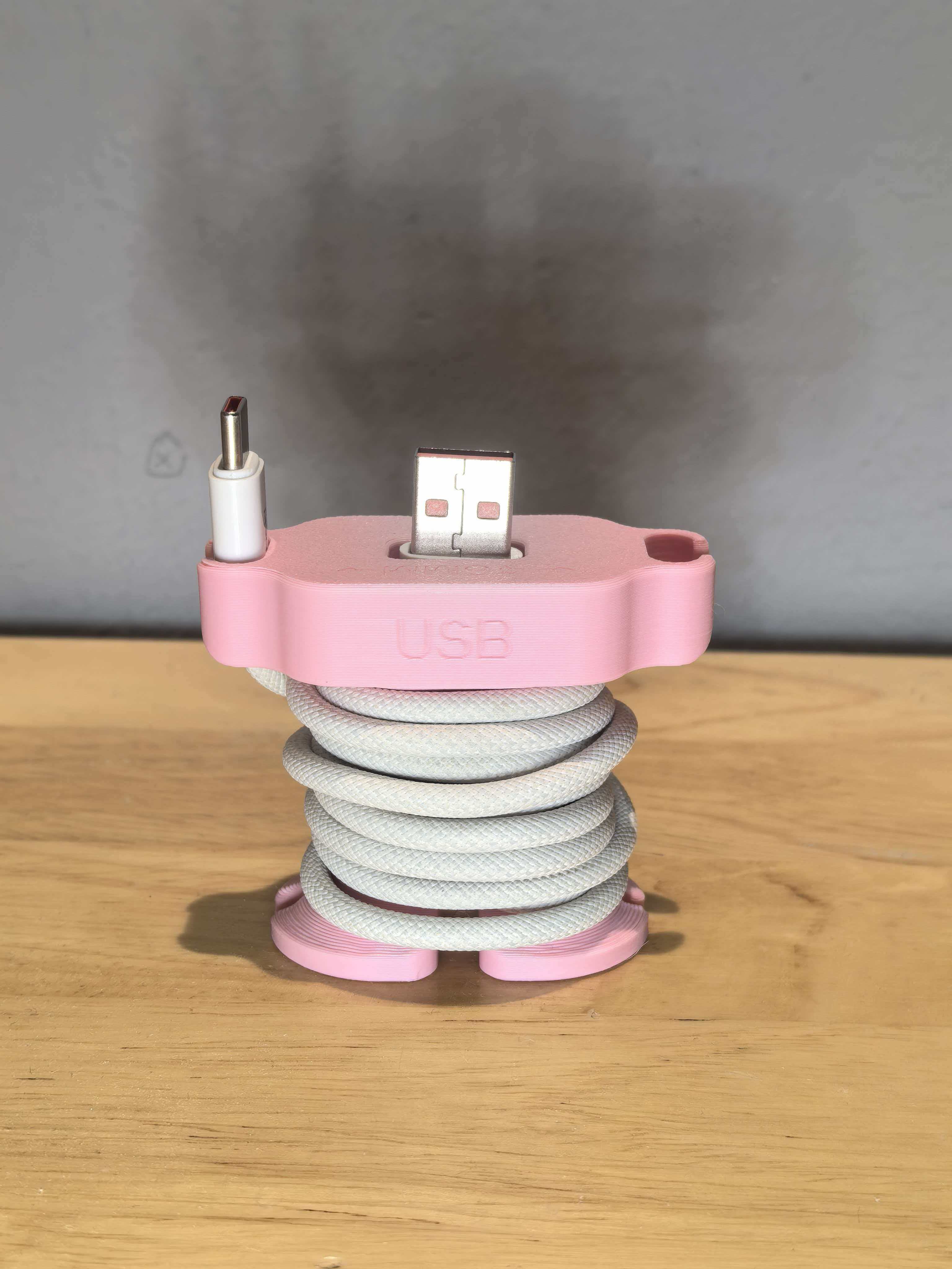 Miniatura 1 do modelo 3D 大白数据线收纳神器/安卓数据线/苹果数据线（仅需三十几分钟17克材料）