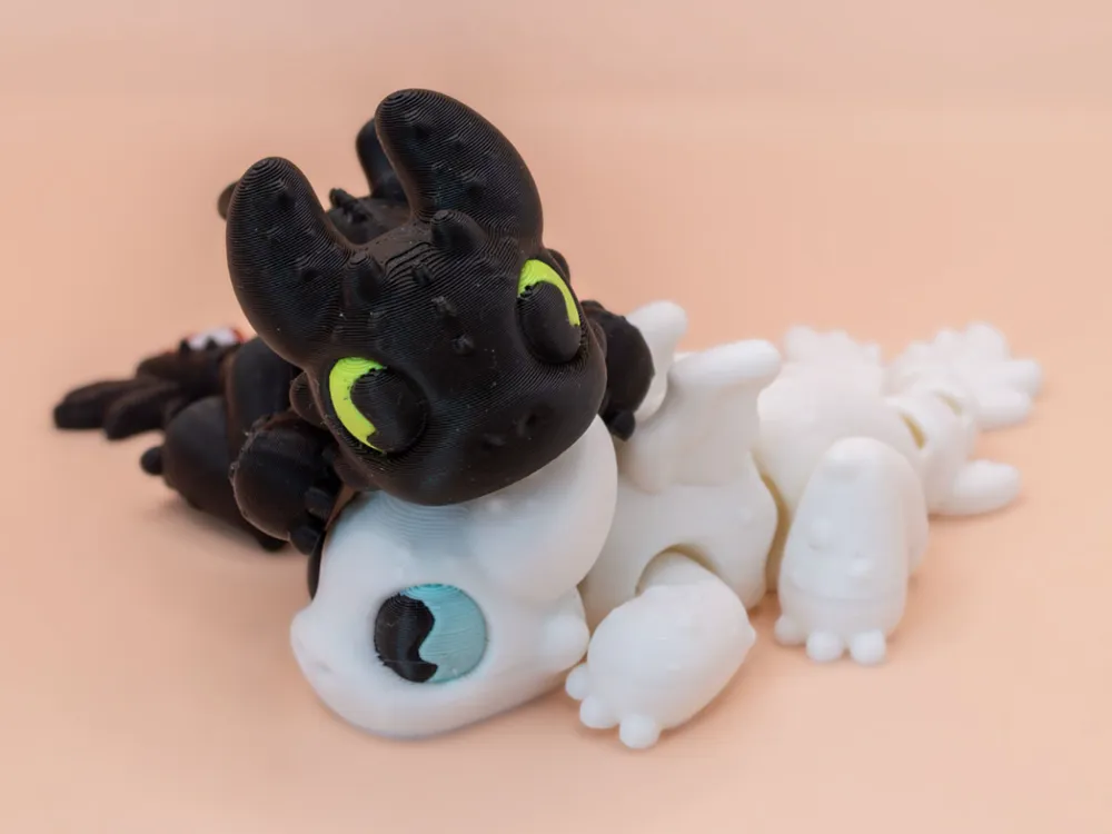 Dekorative Drache- und Stern-Ornamentfigur, weiß, Sammlerstück, Geschenk