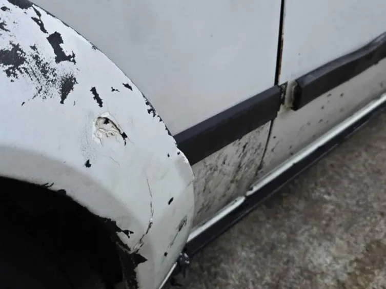 celica supra / celica front driver fender trim