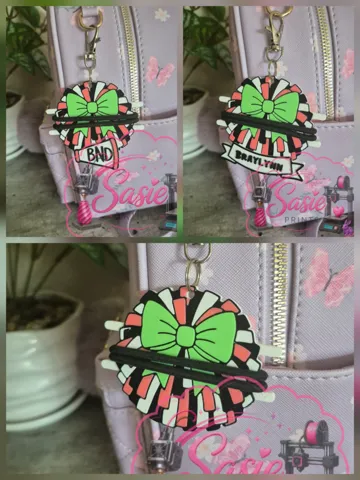 Accesorio para sujetar ligas de cabello: Pom Pom Hair Tie Holder Keychain - Customize — vista de referencia 2