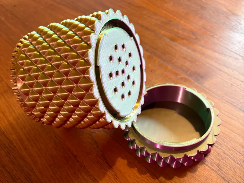 Modern dropp Planter with edge & built in driptray