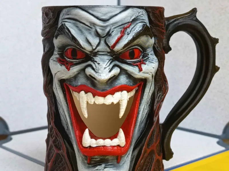 Vampire can holder