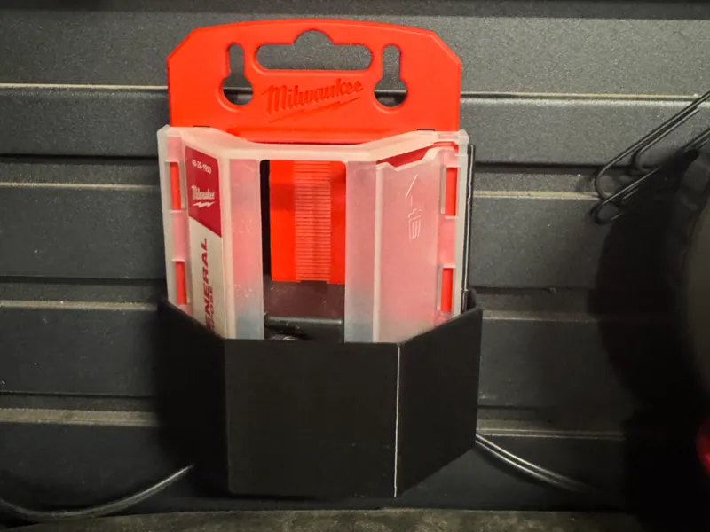 Milwaukee Blade Holder w/ Cleat for Husky Toolbox