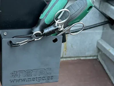 Wall tool holder boat