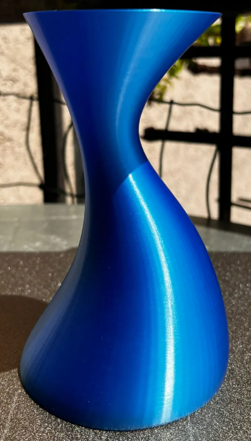 Curved decorative vase