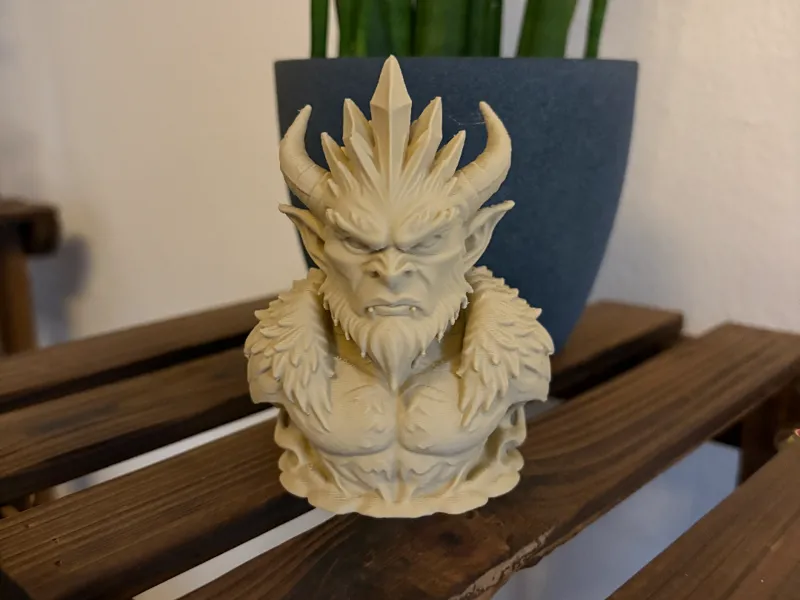 Frost Dämon Büste