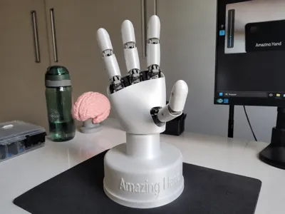 Amazing Hand