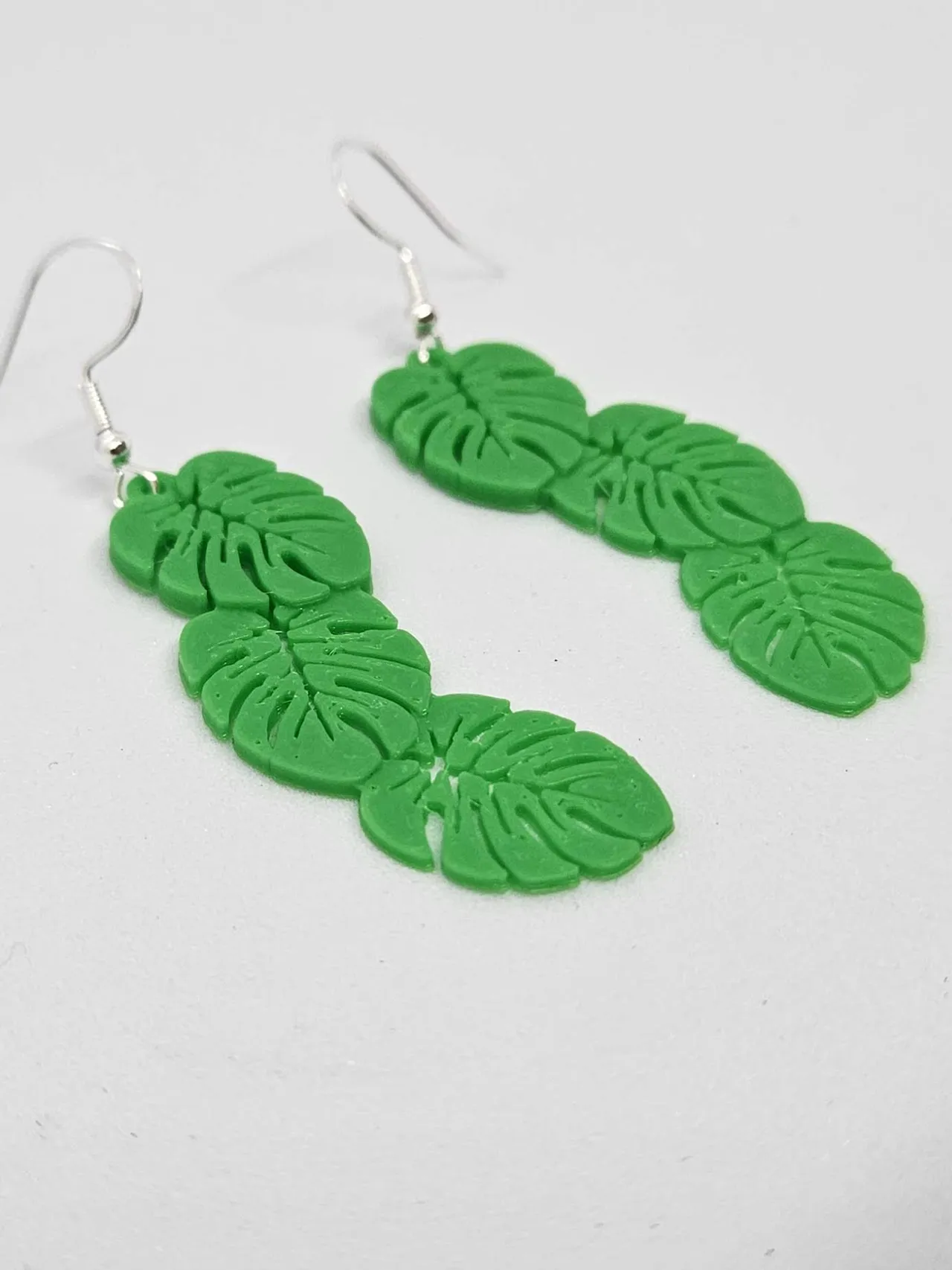 Beautiful Monstera earring view 2
